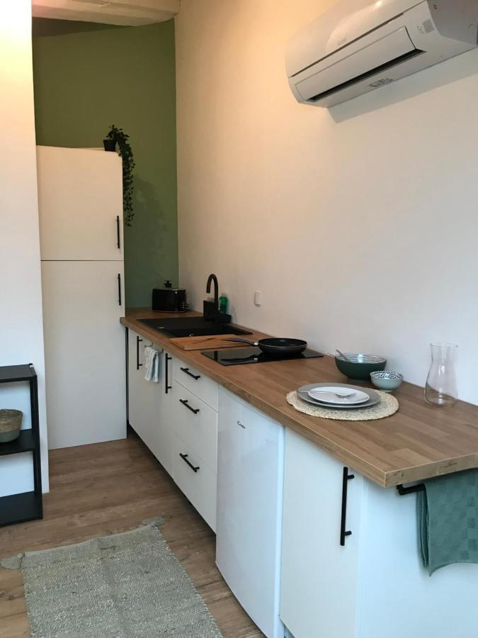 Chaleureux Studio Mansarde - Coeur De Ville De Sete Bagian luar foto