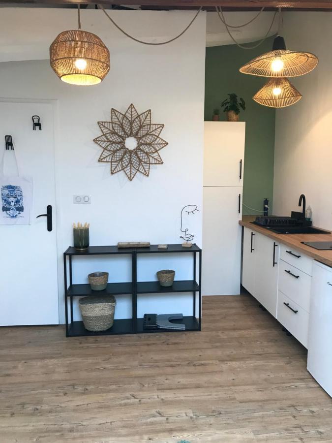 Chaleureux Studio Mansarde - Coeur De Ville De Sete Bagian luar foto