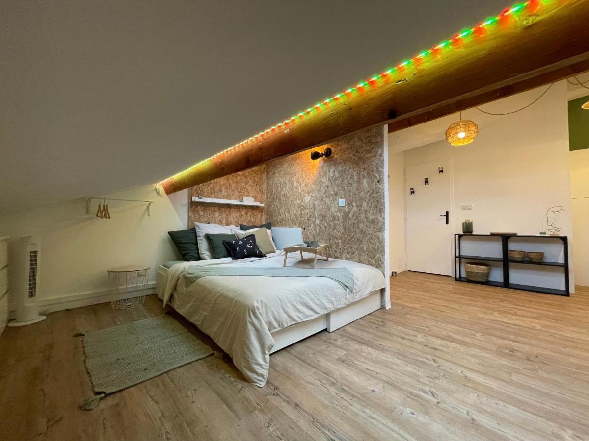 Chaleureux Studio Mansarde - Coeur De Ville De Sete Bagian luar foto
